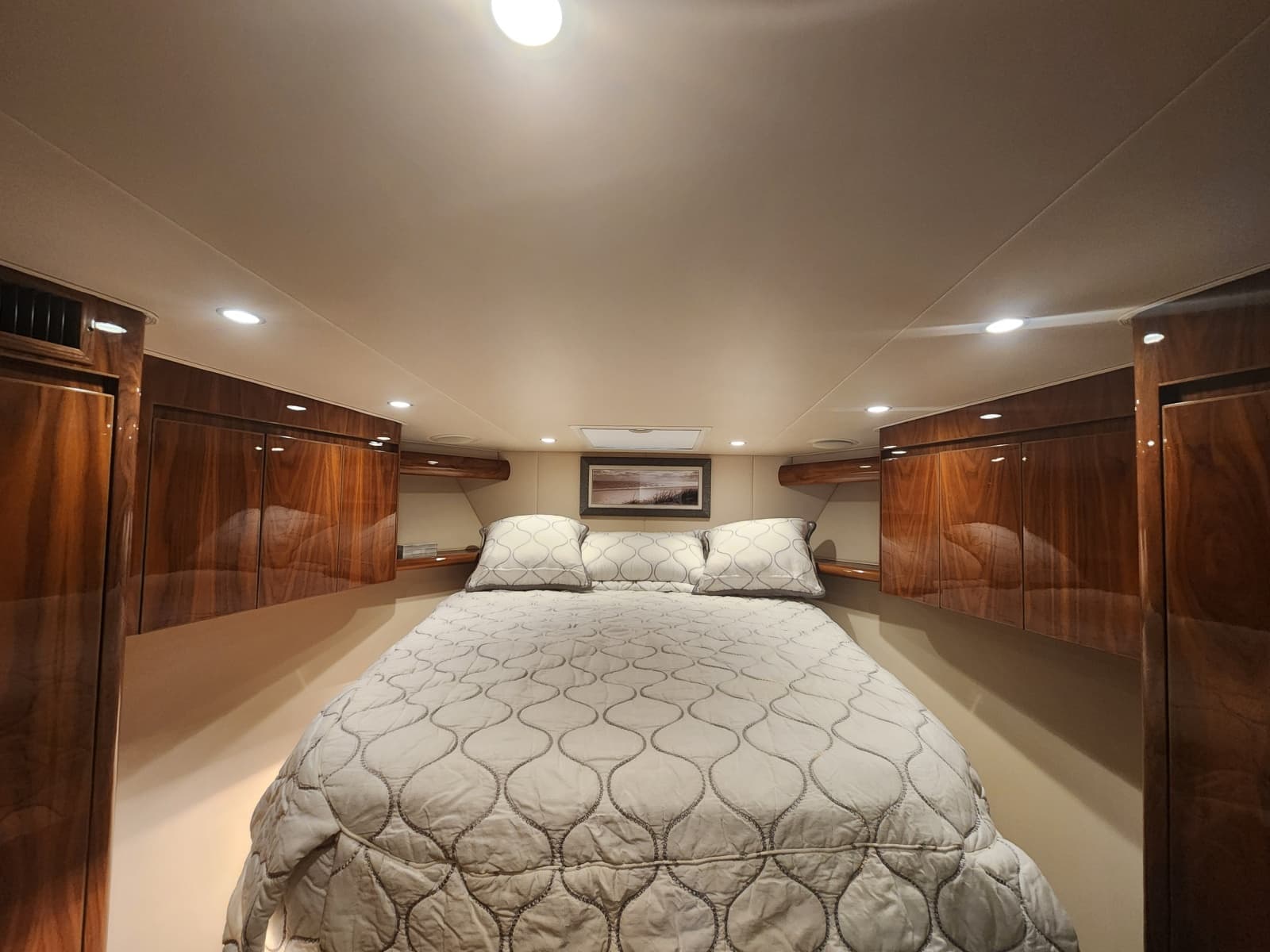 2018 Viking 48 Sport Tower - Photo 30