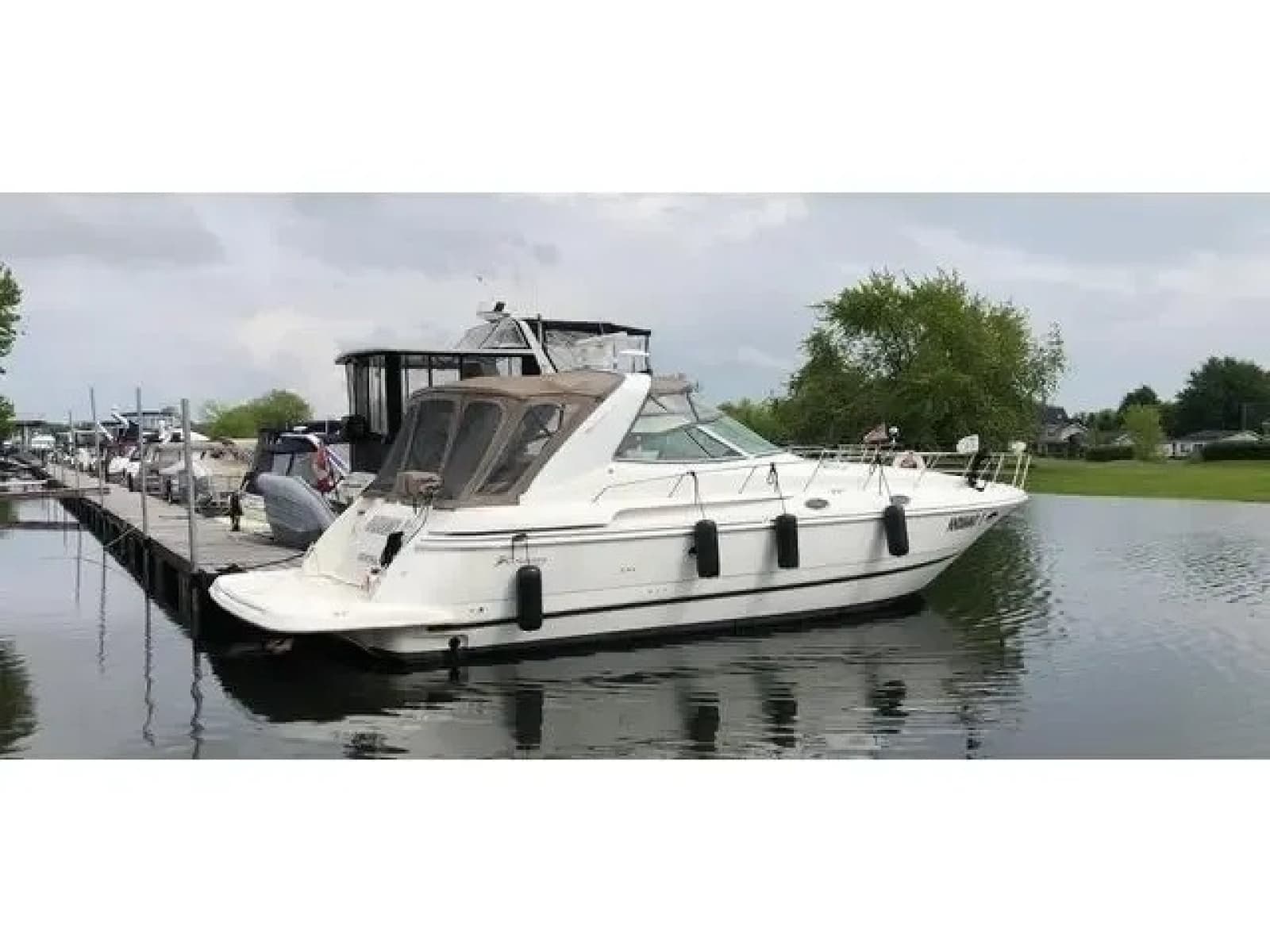 2002 Cruisers 3870 - Photo 2