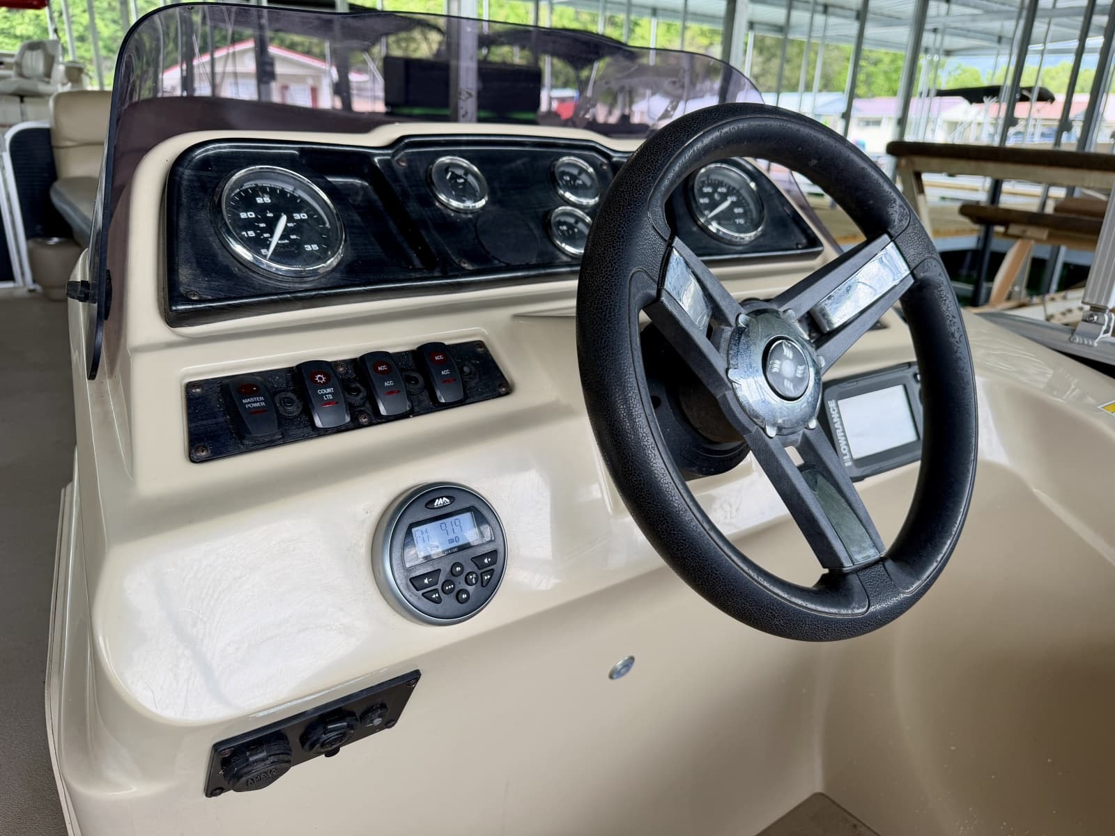2019 Sweetwater 2386 Cruise Pontoon - Photo 42