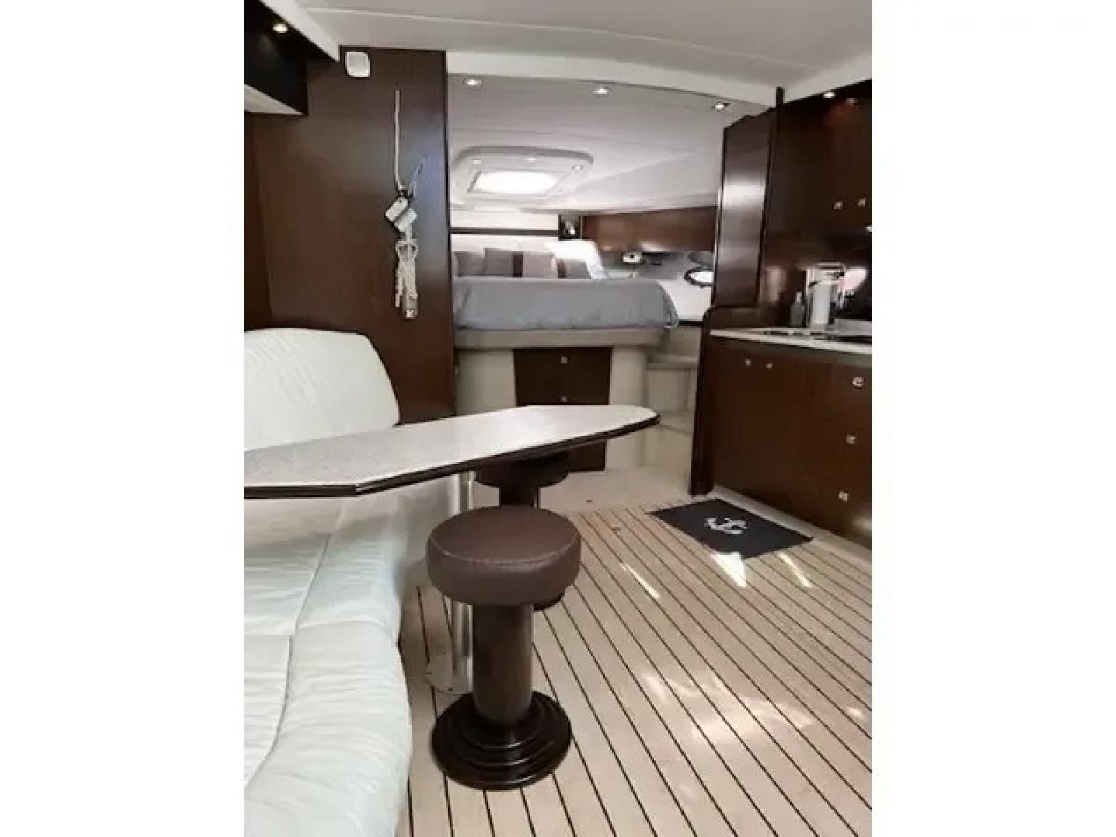 2011 Cruisers Sports Coupe 420 - Photo 23