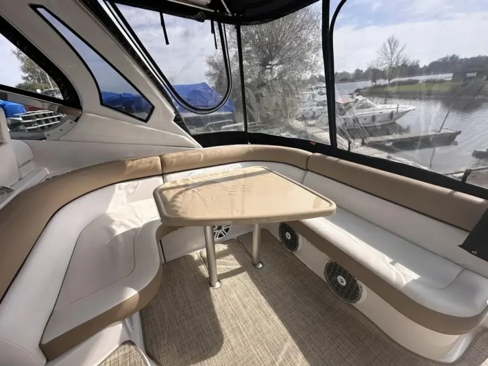 2015 Four Winns 375 Vista - Photo 10