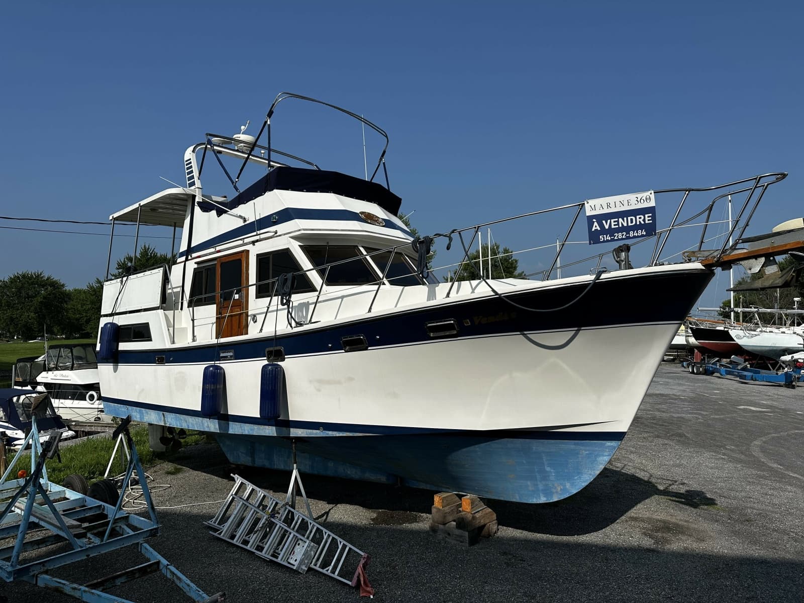 1990 Marine Trader  - Photo 1