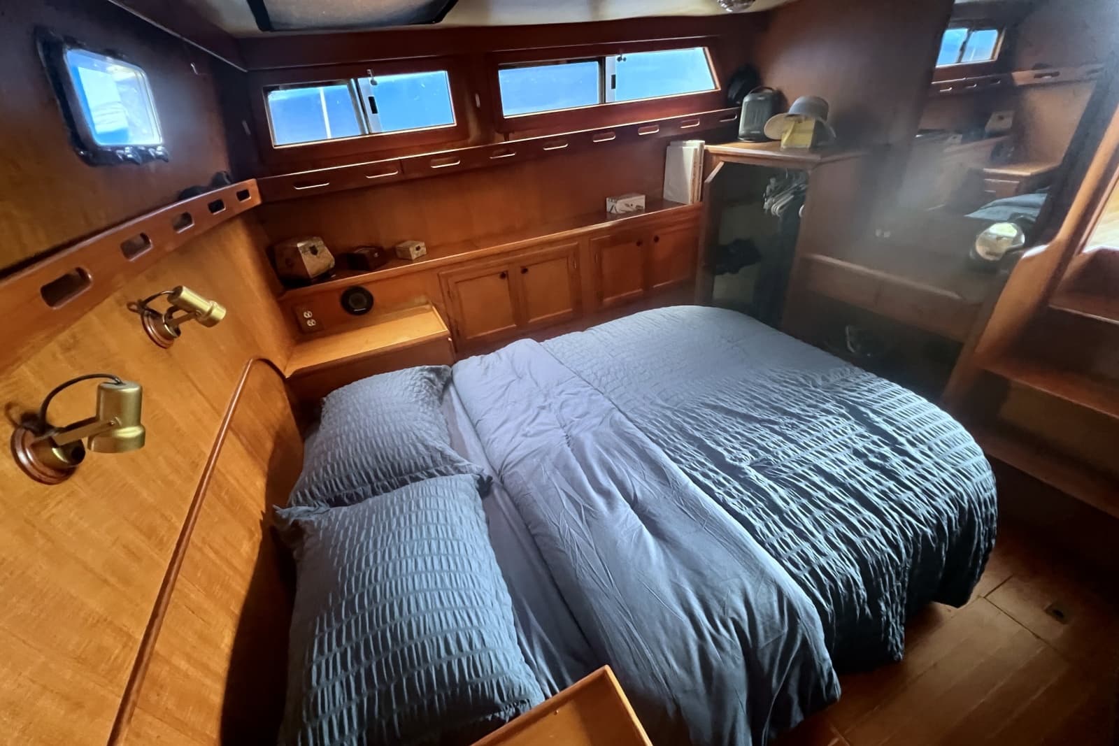 1990 Marine Trader  - Photo 52