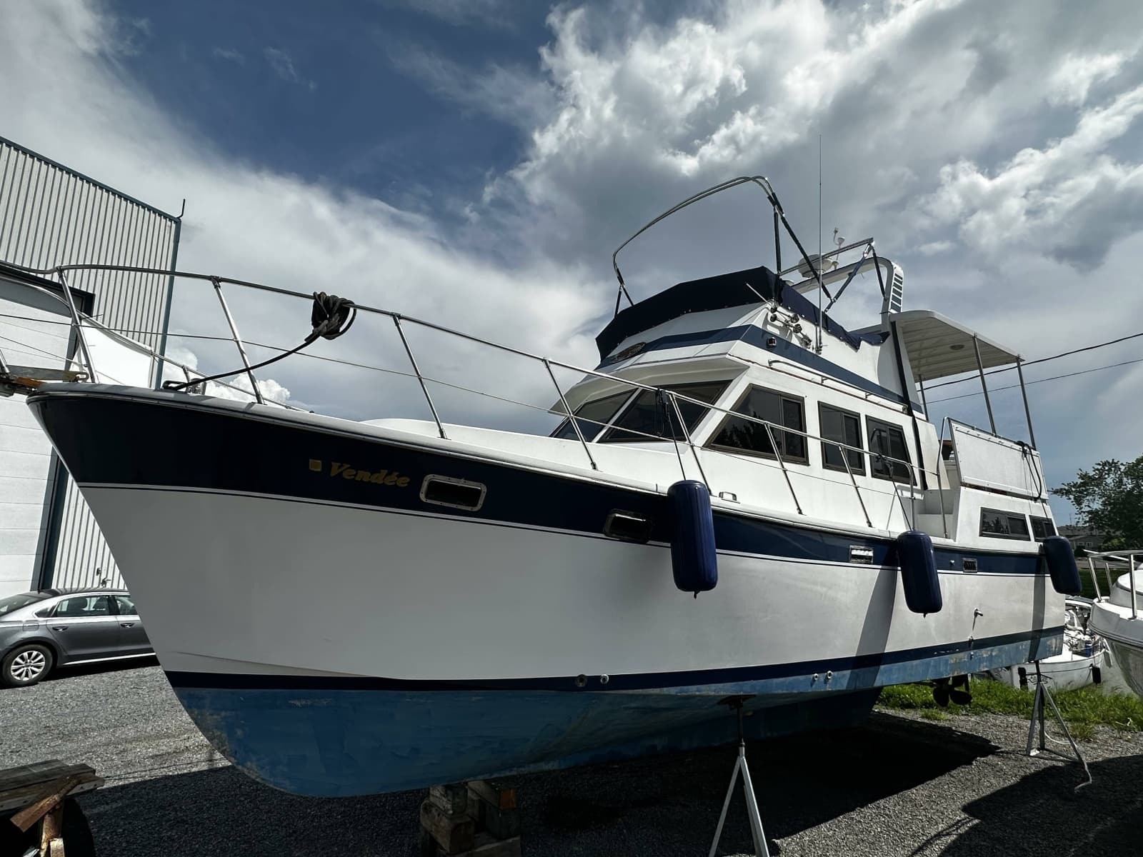 1990 Marine Trader  - Photo 3