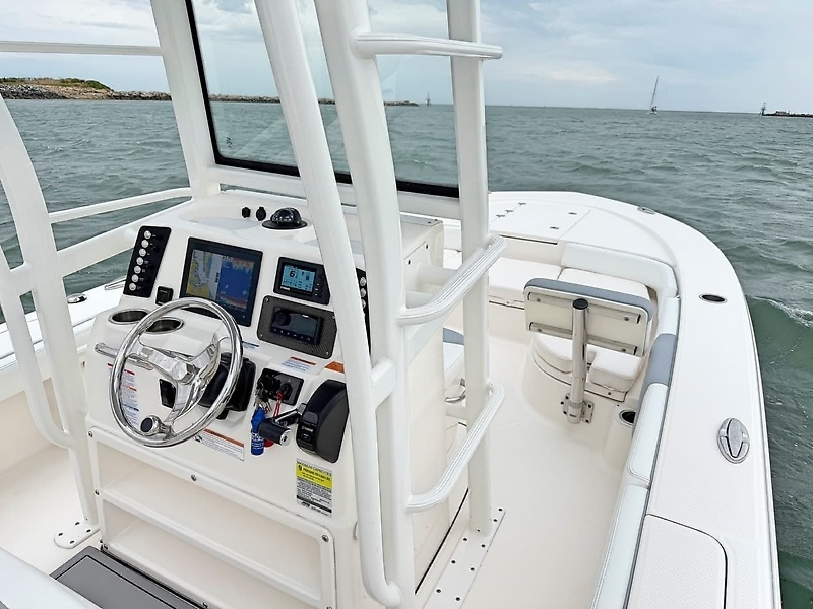 2021 Robalo 246 Cayman SD - Photo 12