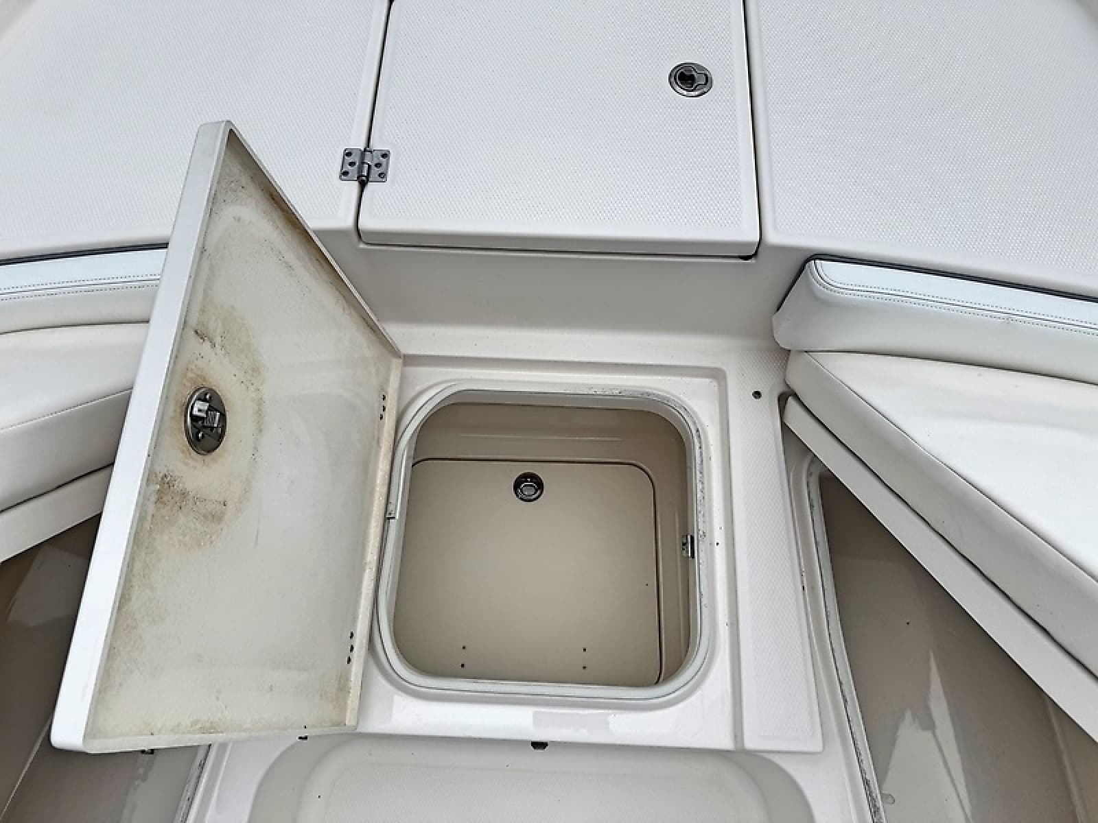 2021 Robalo 246 Cayman SD - Photo 39
