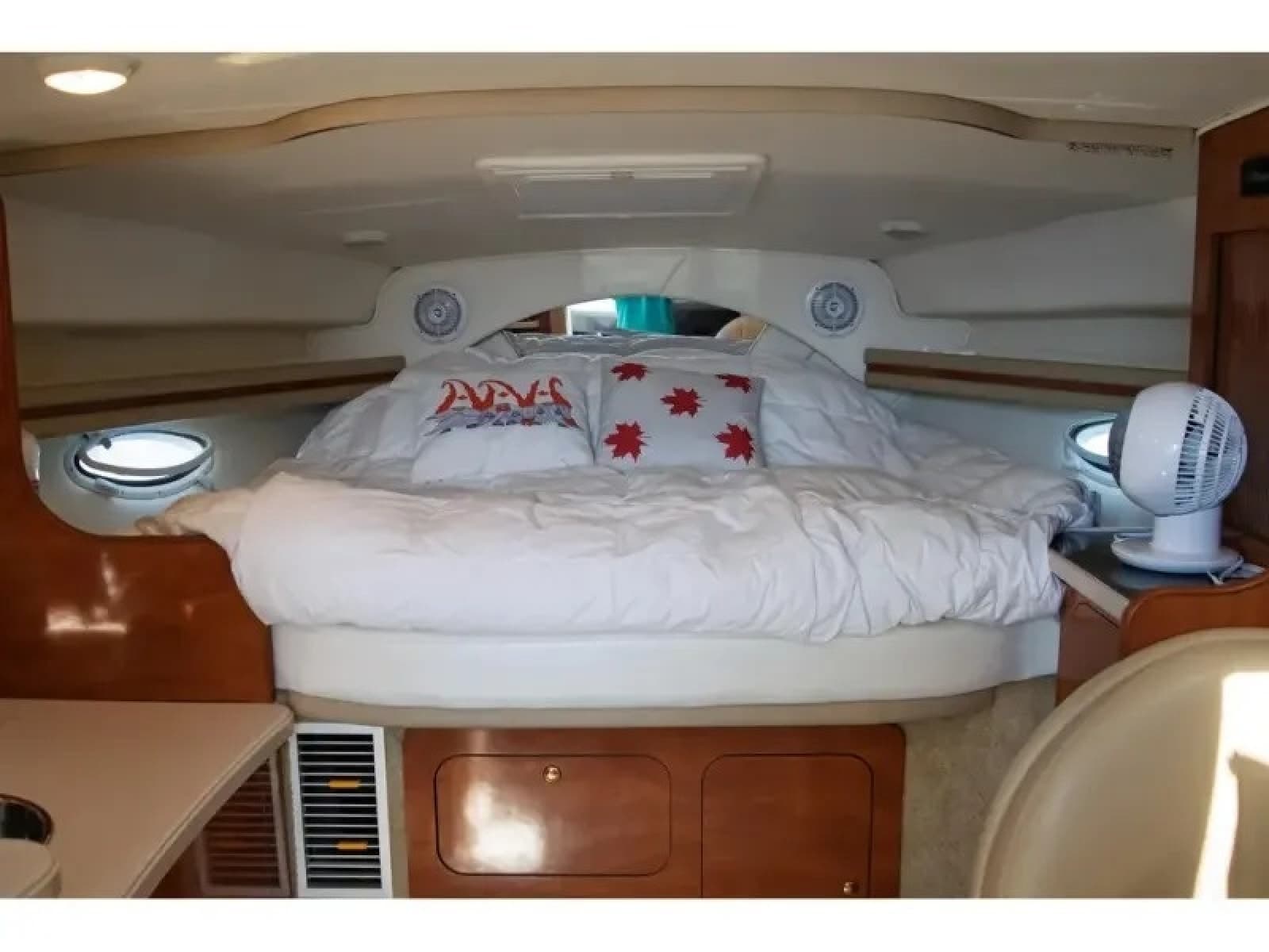 2003 Rinker Fieste Vee 342 - Photo 47