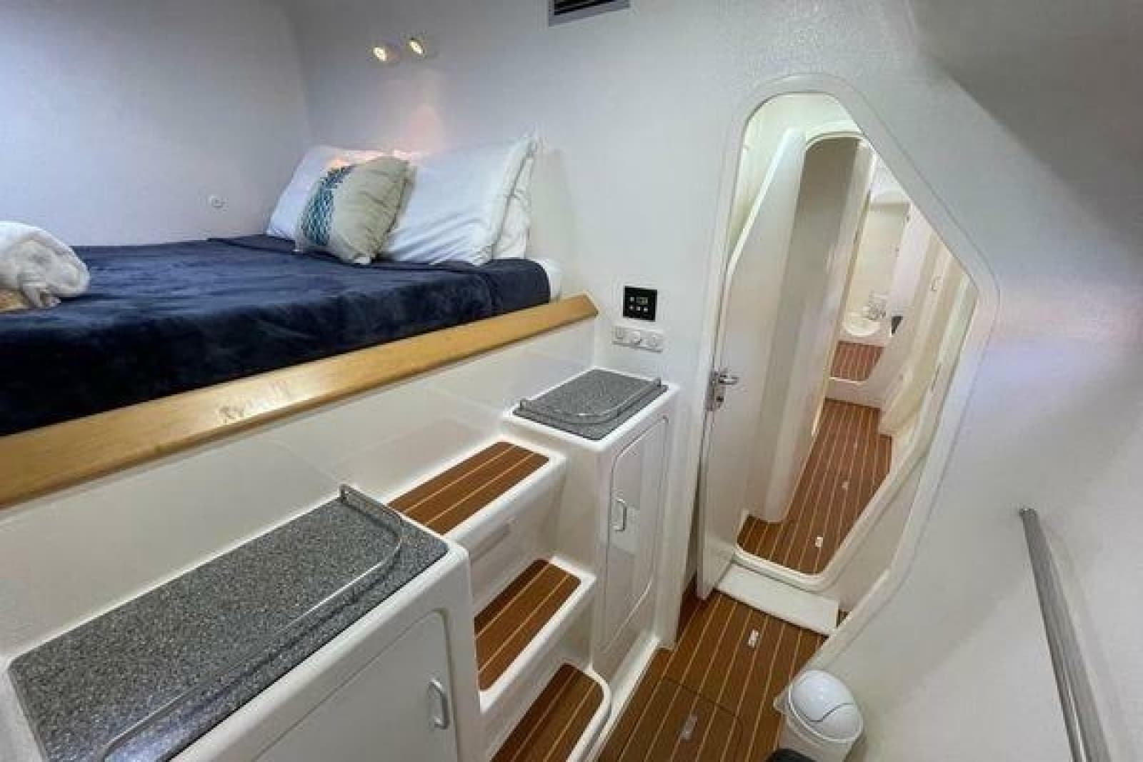 2008 Voyage Yachts 500 - Photo 21