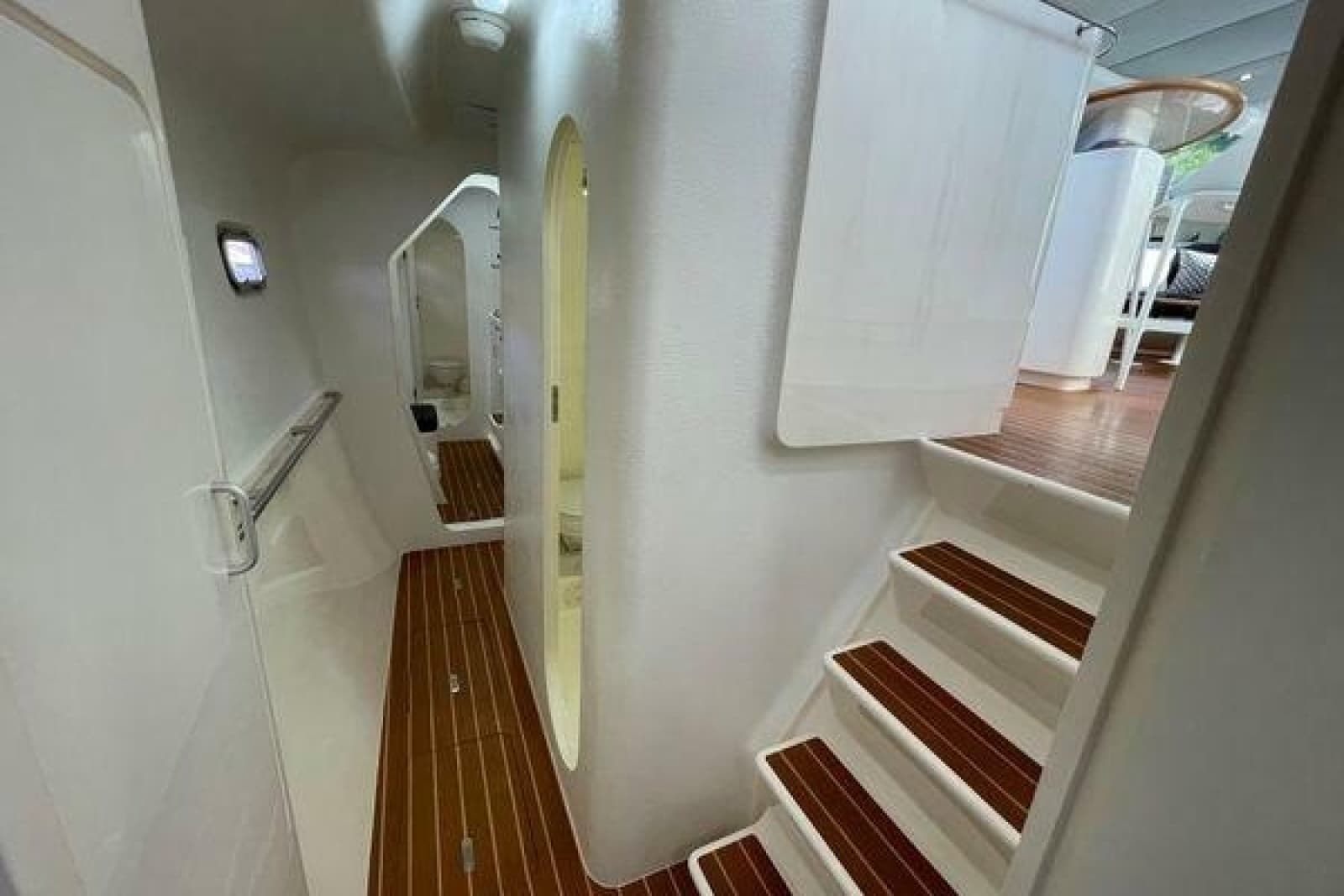 2008 Voyage Yachts 500 - Photo 19