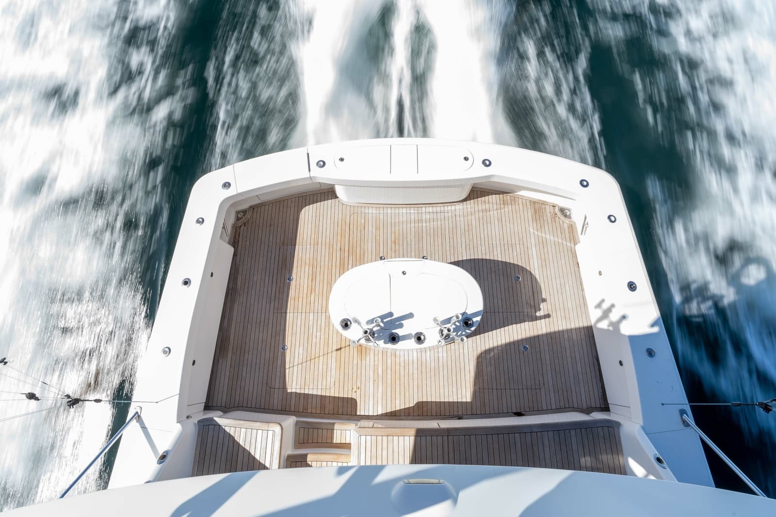 2018 Viking 72 Convertible - Photo 35