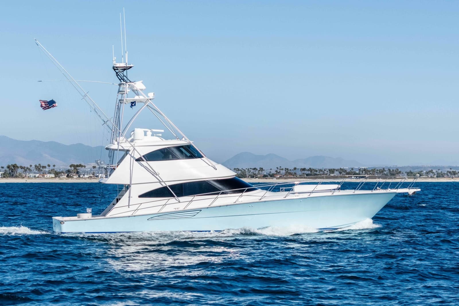 2018 Viking 72 Convertible - Photo 1