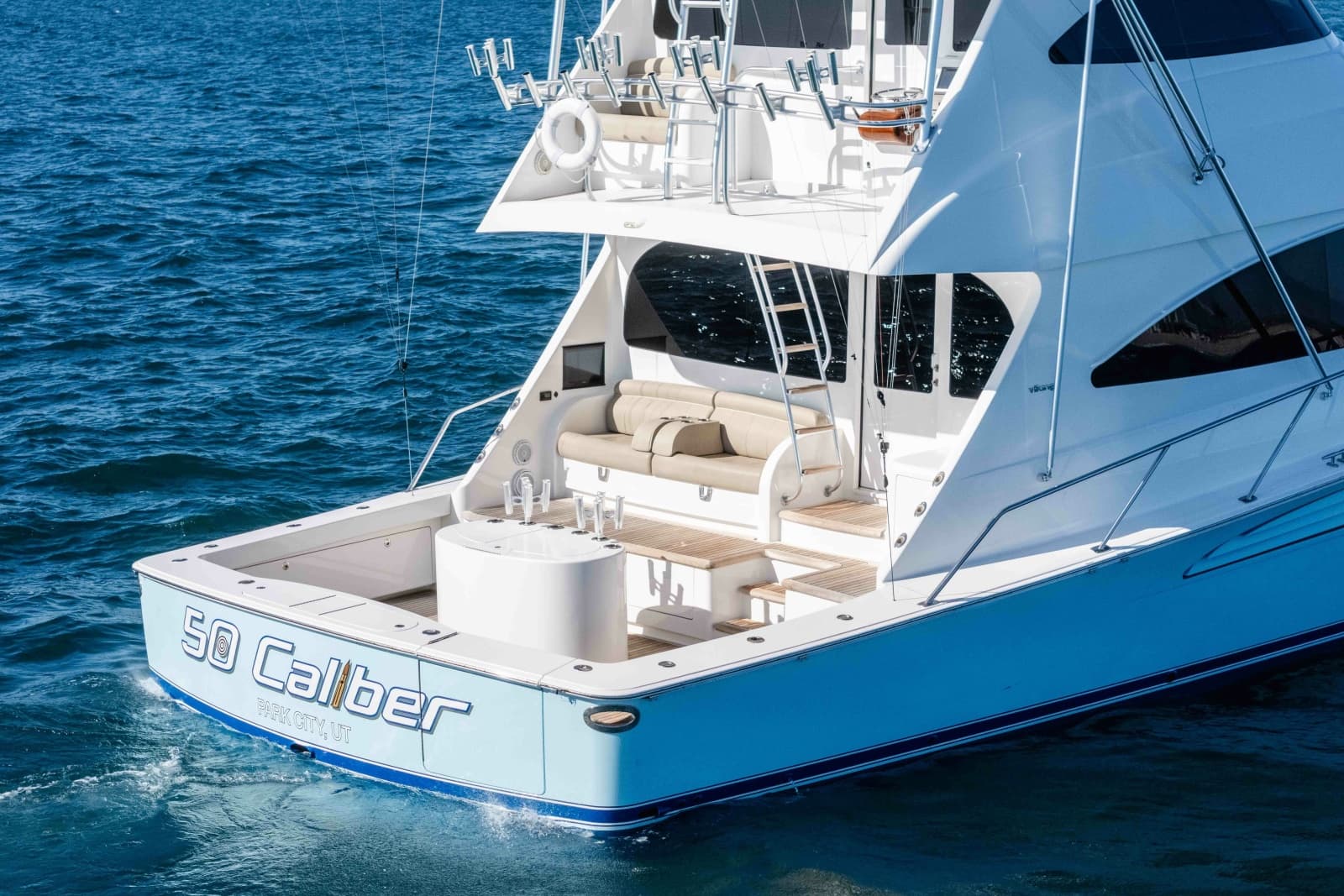 2018 Viking 72 Convertible - Photo 40