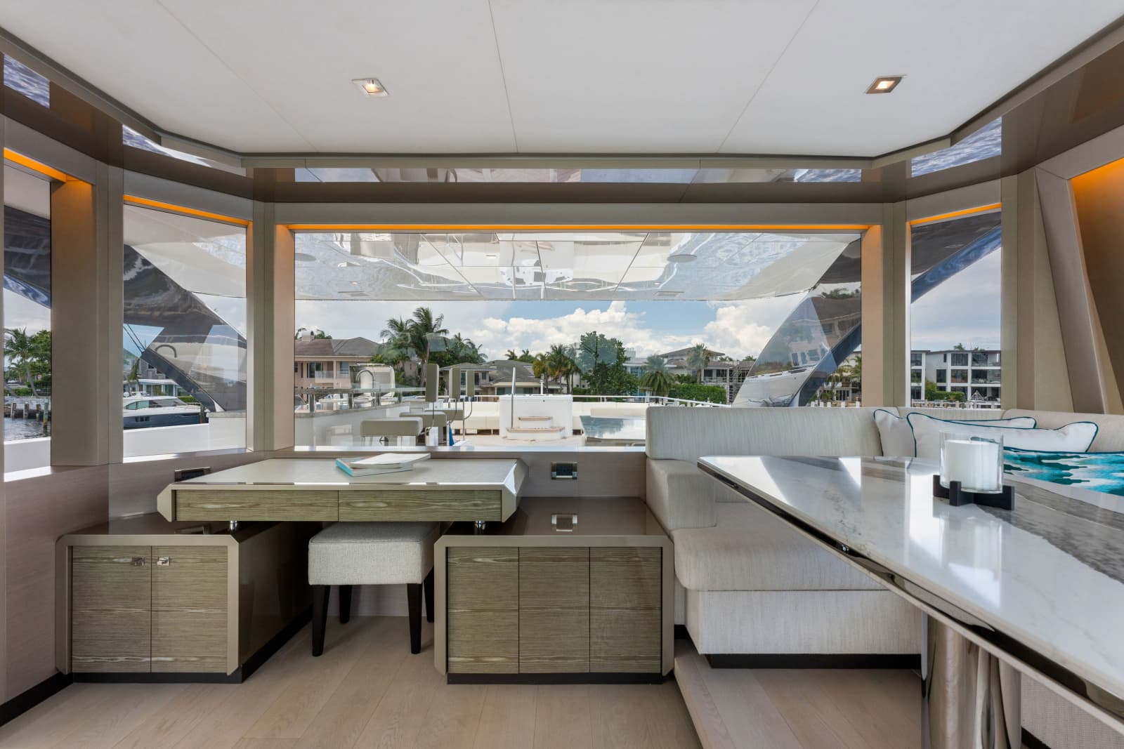 2023 Ocean Alexander 27R - Photo 66
