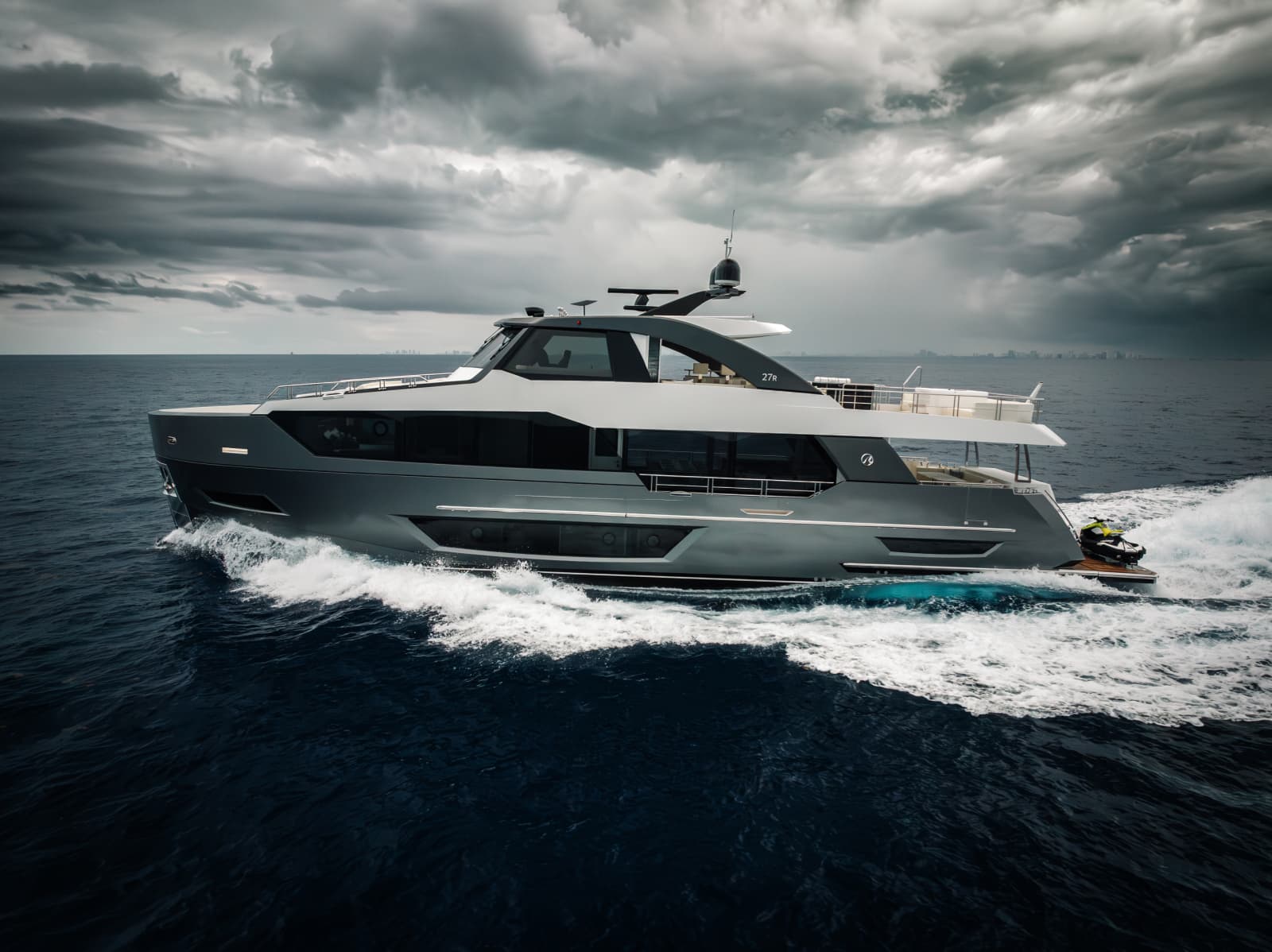 2023 Ocean Alexander 27R - Photo 1