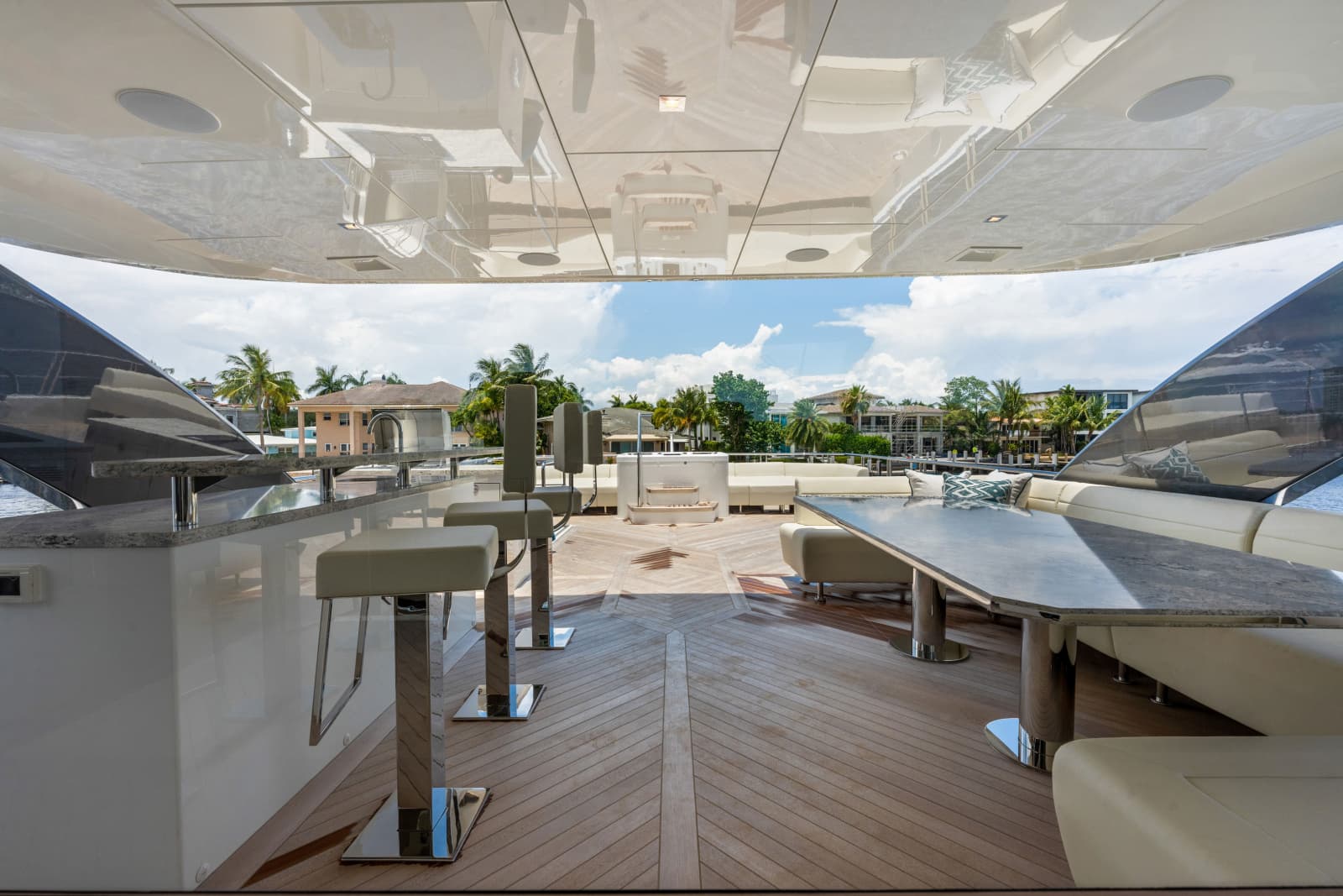 2023 Ocean Alexander 27R - Photo 70