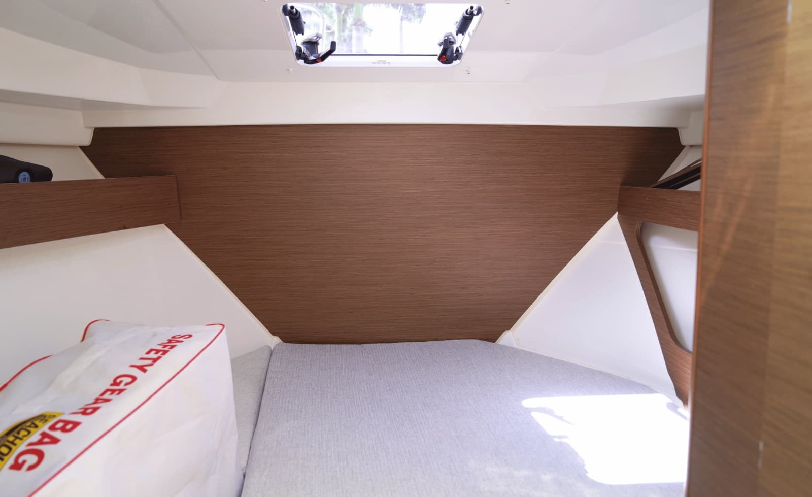 2023 Jeanneau NC 795 S2 - Photo 42