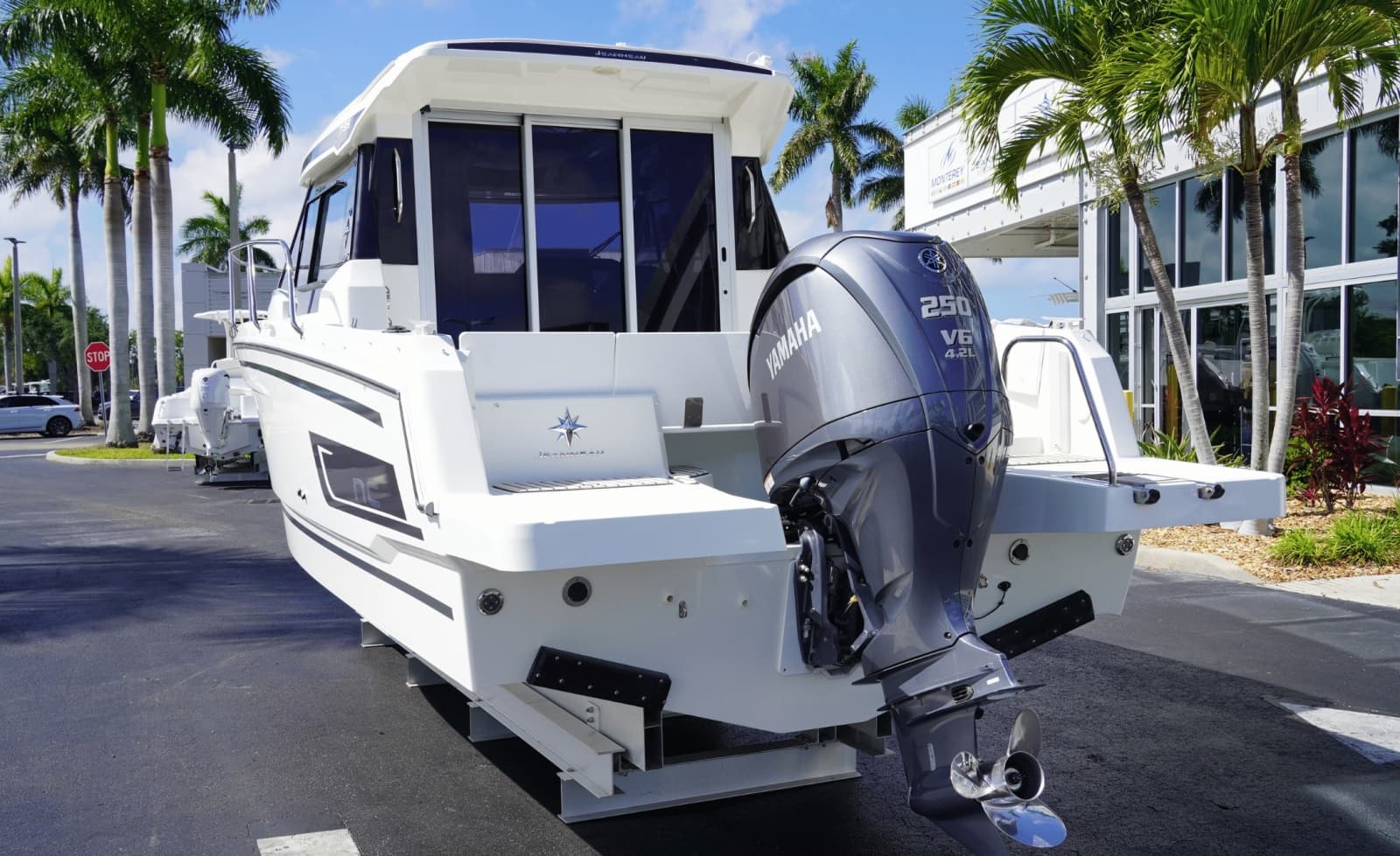 2023 Jeanneau NC 795 S2 - Photo 6