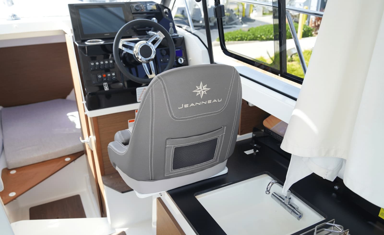 2023 Jeanneau NC 795 S2 - Photo 16