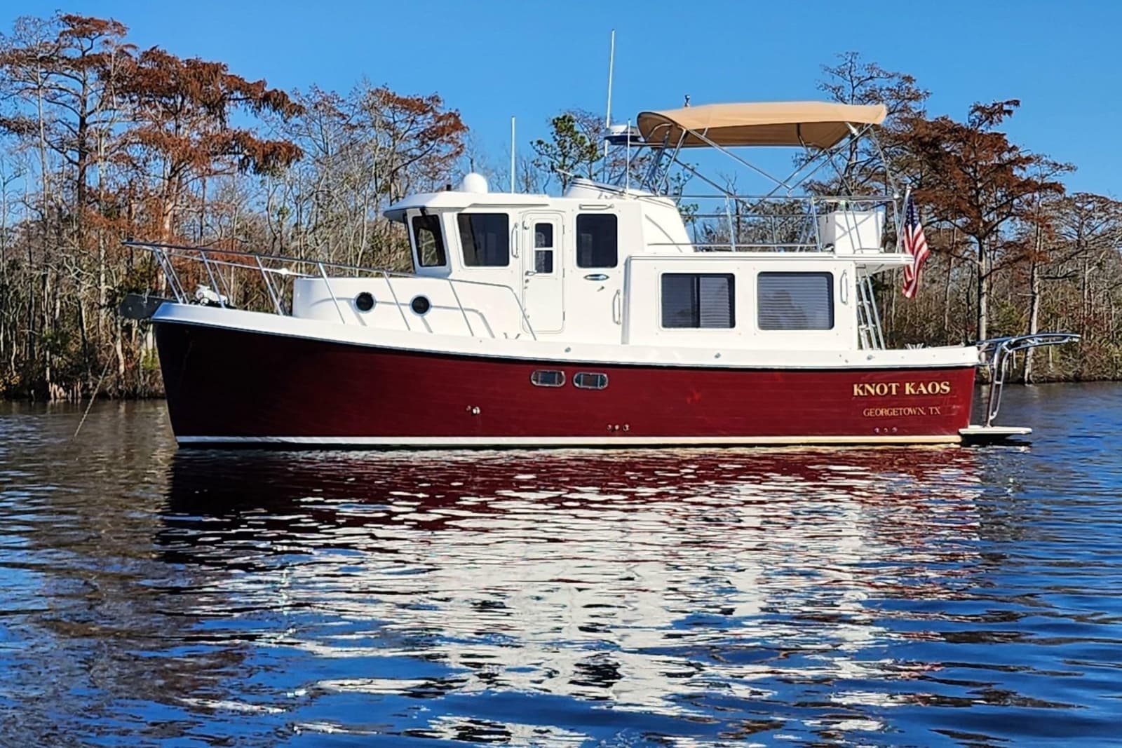 2006 American Tug 34 Pilothouse Trawler - Photo 2