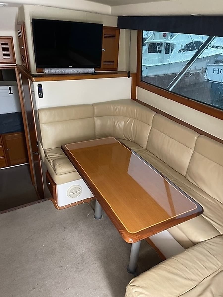 2005 Cabo 35 Flybridge Sportfisher - Photo 4