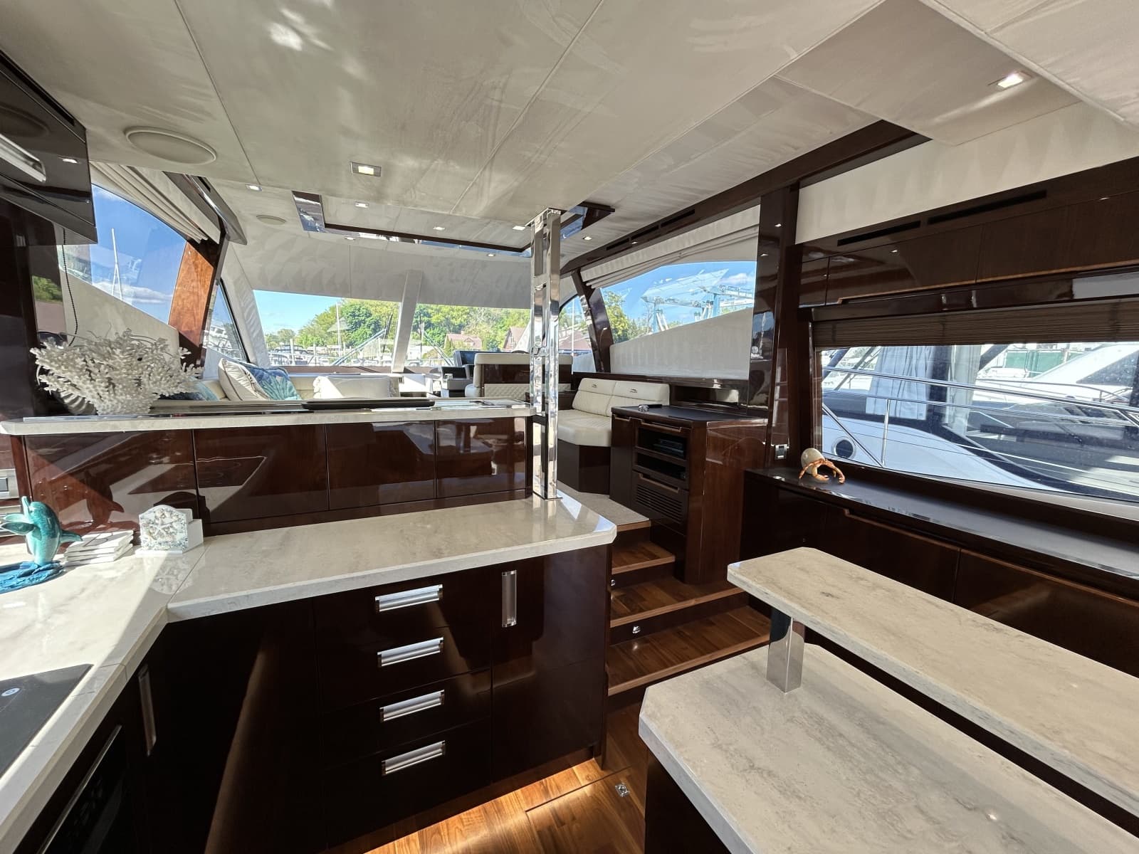 2019 Galeon 550 FLY - Photo 9