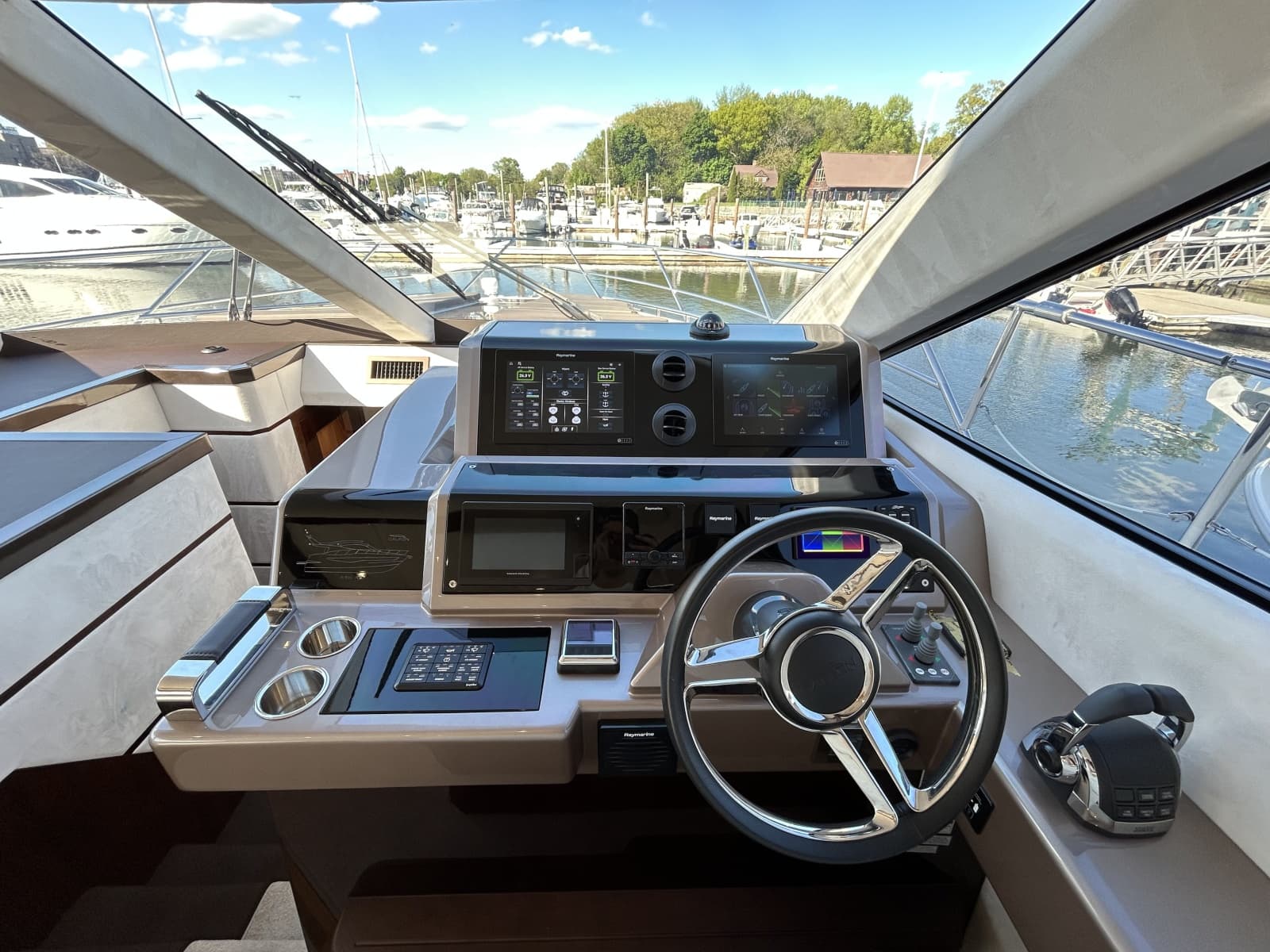 2019 Galeon 550 FLY - Photo 14