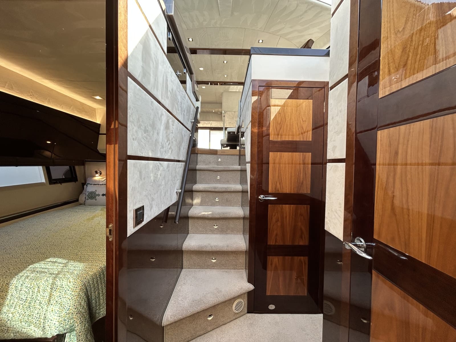 2019 Galeon 550 FLY - Photo 22