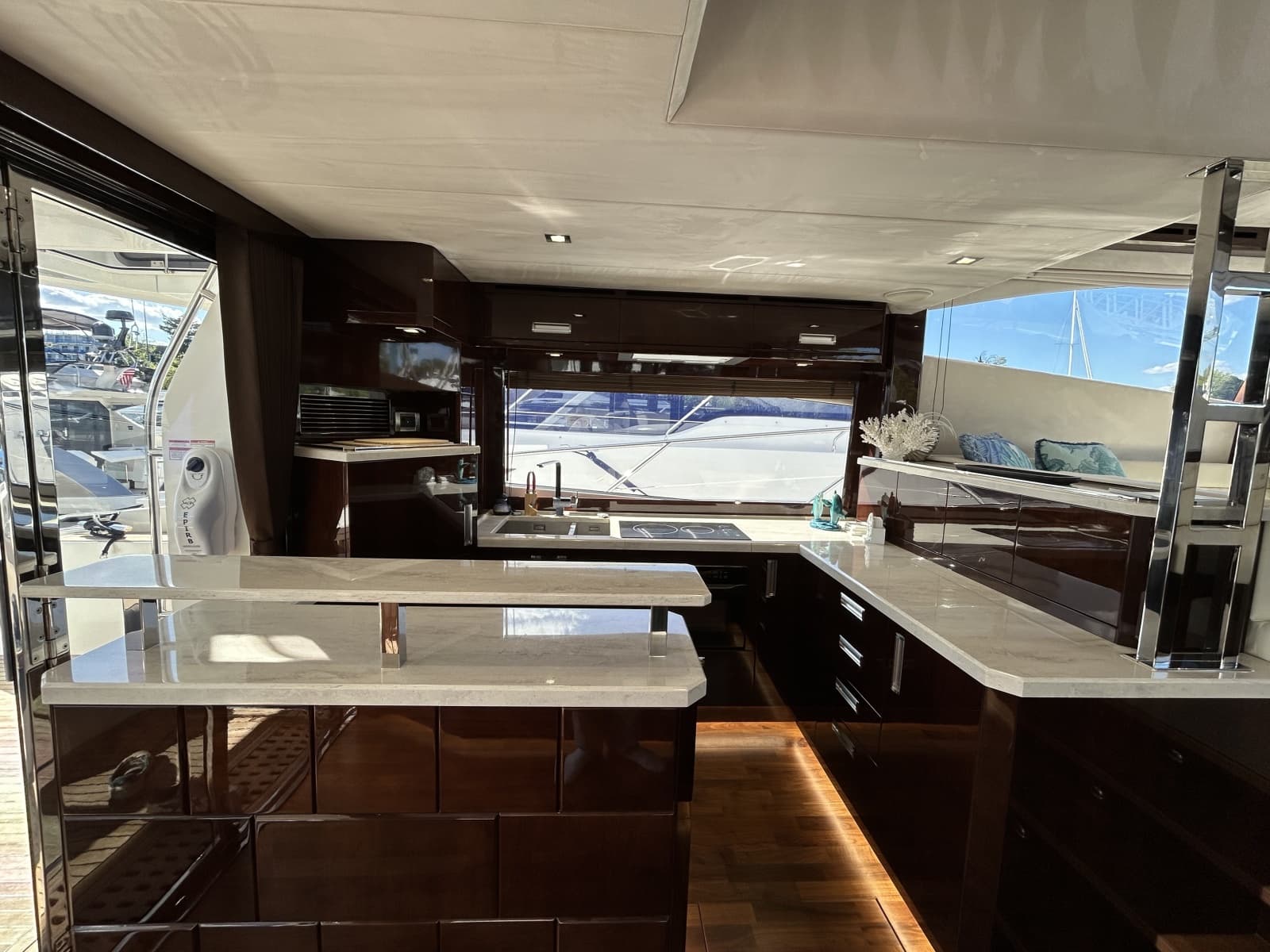 2019 Galeon 550 FLY - Photo 8