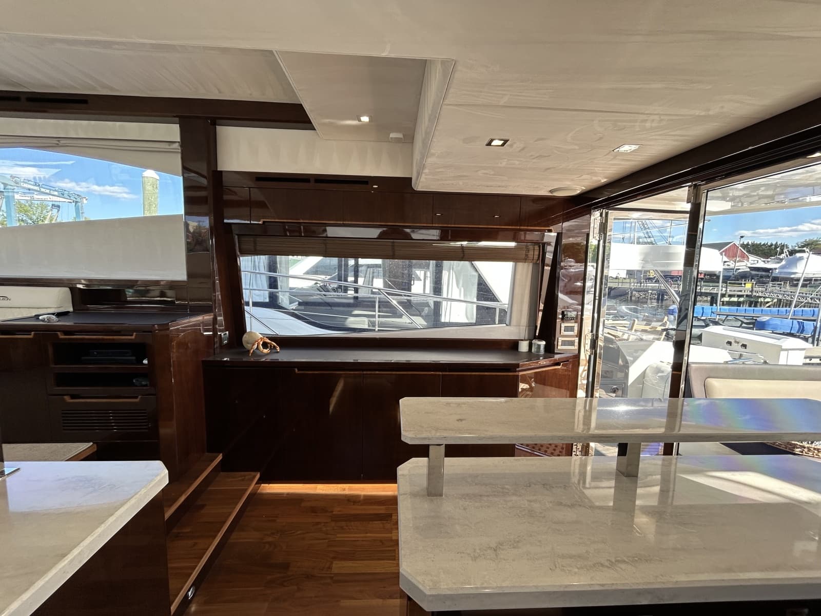 2019 Galeon 550 FLY - Photo 10
