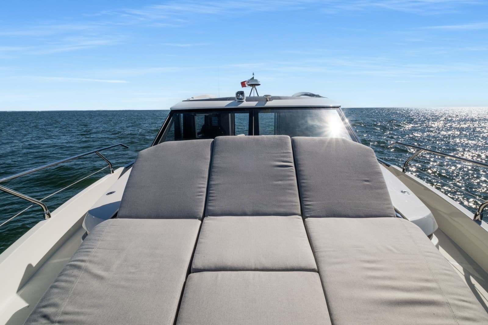 2026 Absolute 48 Coupe - Photo 11