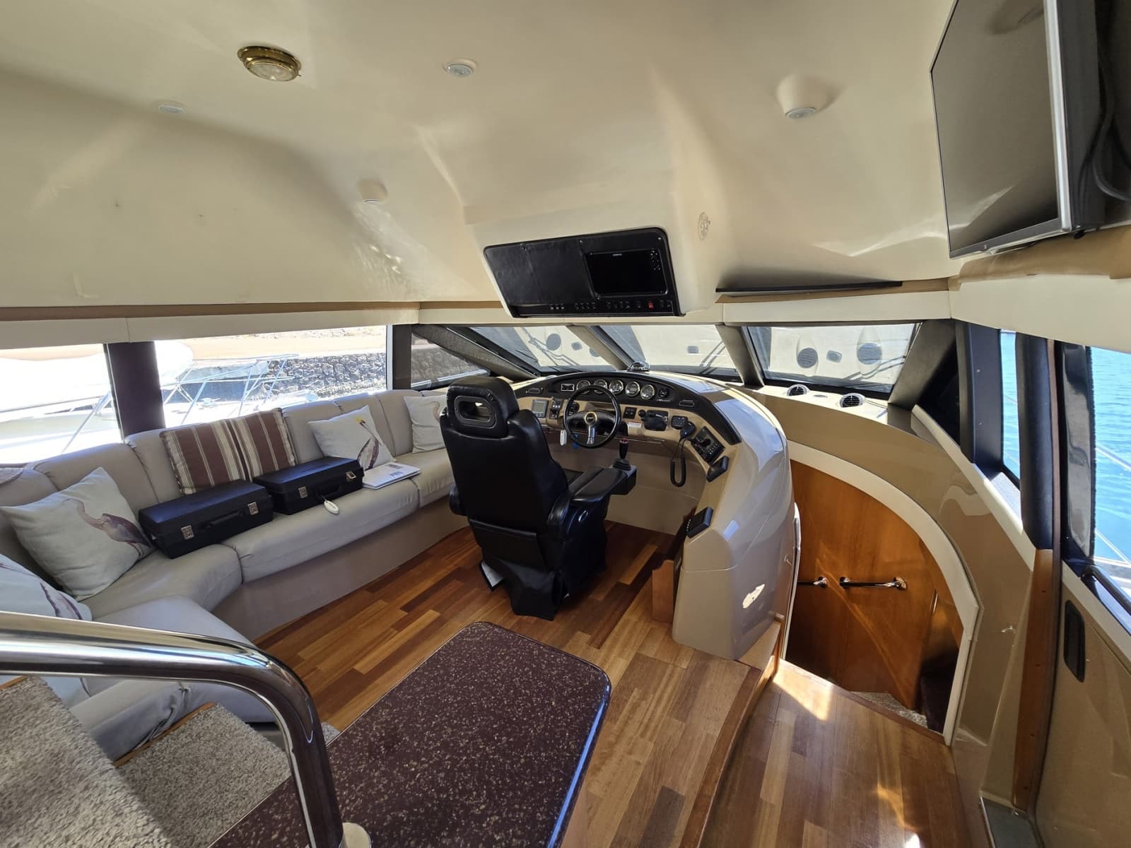2001 Carver 570 Voyager Pilothouse - Photo 25