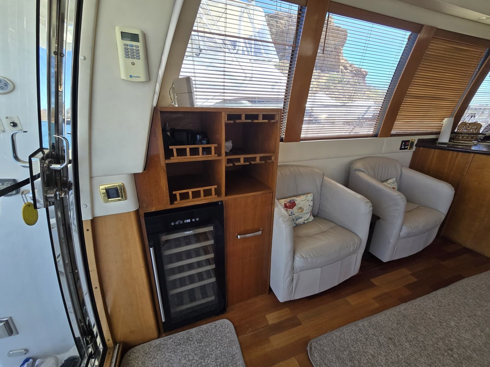 2001 Carver 570 Voyager Pilothouse - Photo 19