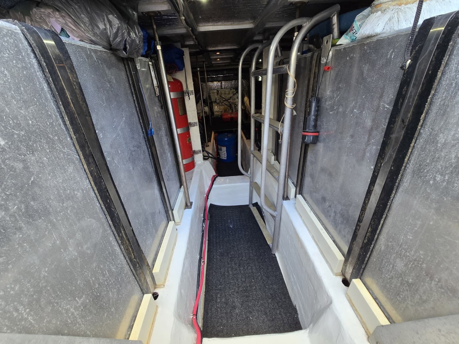 2001 Carver 570 Voyager Pilothouse - Photo 12