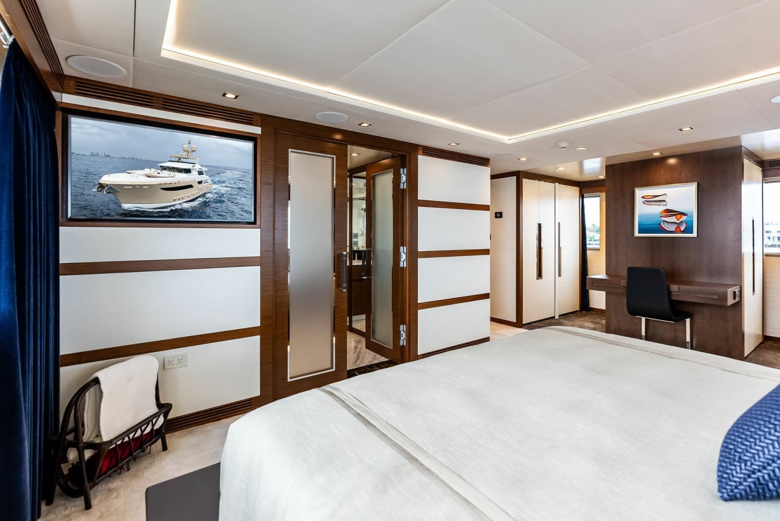 2017 Burger Explorer Cockpit Motor Yacht - Photo 45