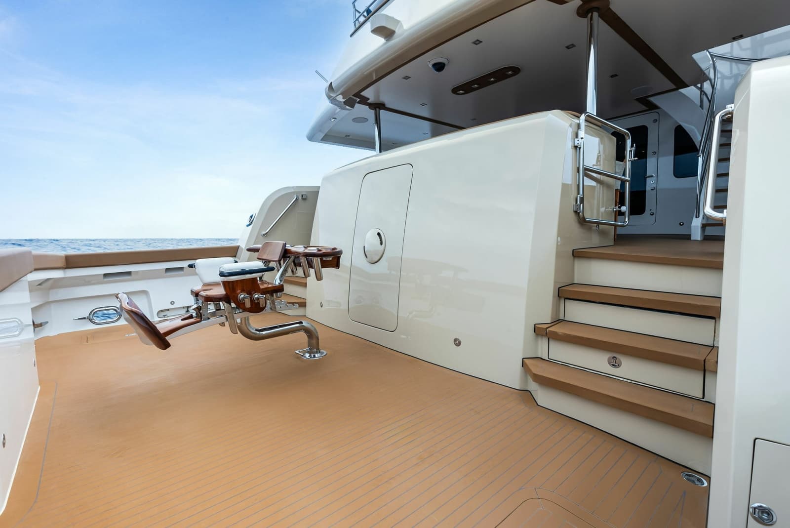 2017 Burger Explorer Cockpit Motor Yacht - Photo 15