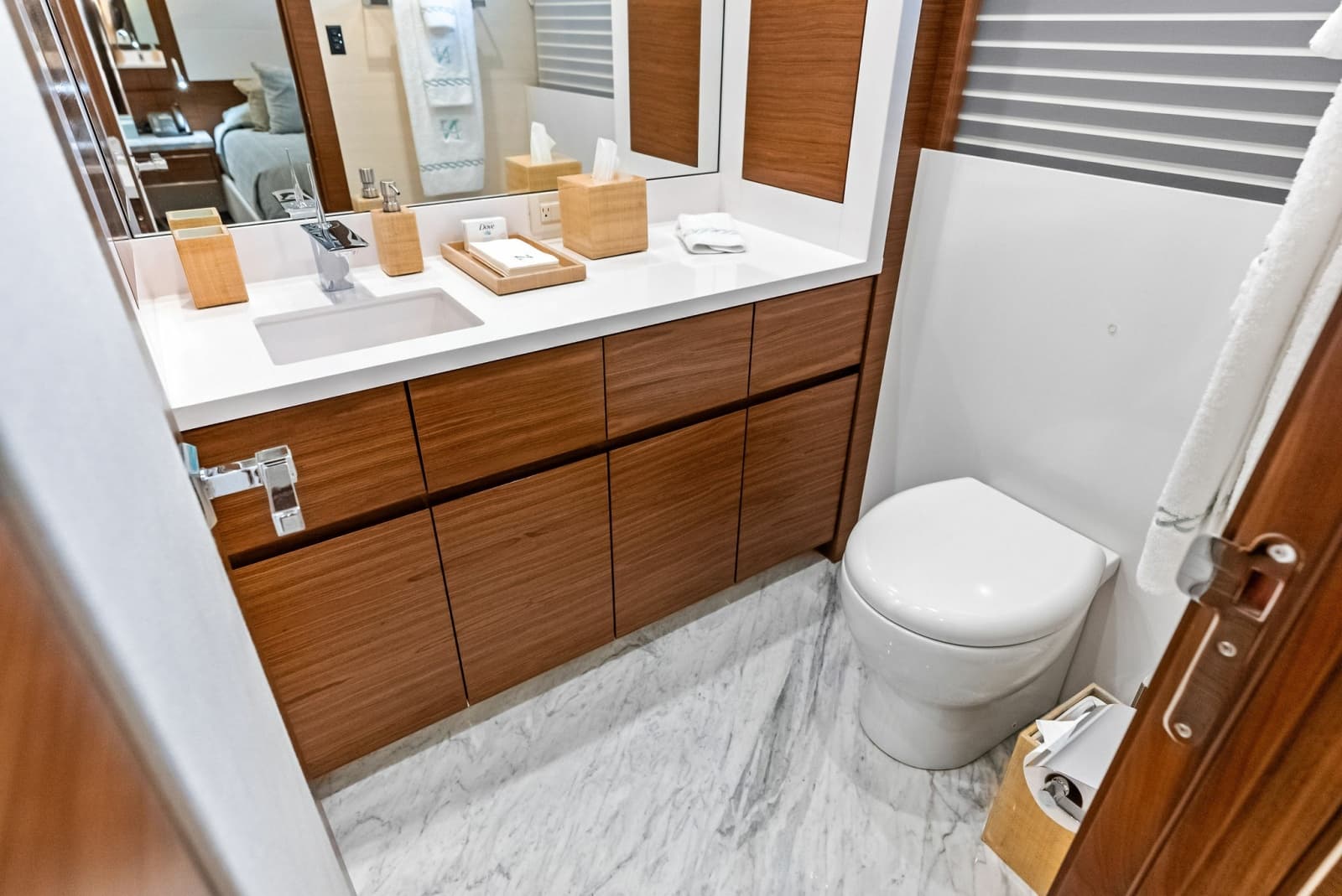 2017 Burger Explorer Cockpit Motor Yacht - Photo 68