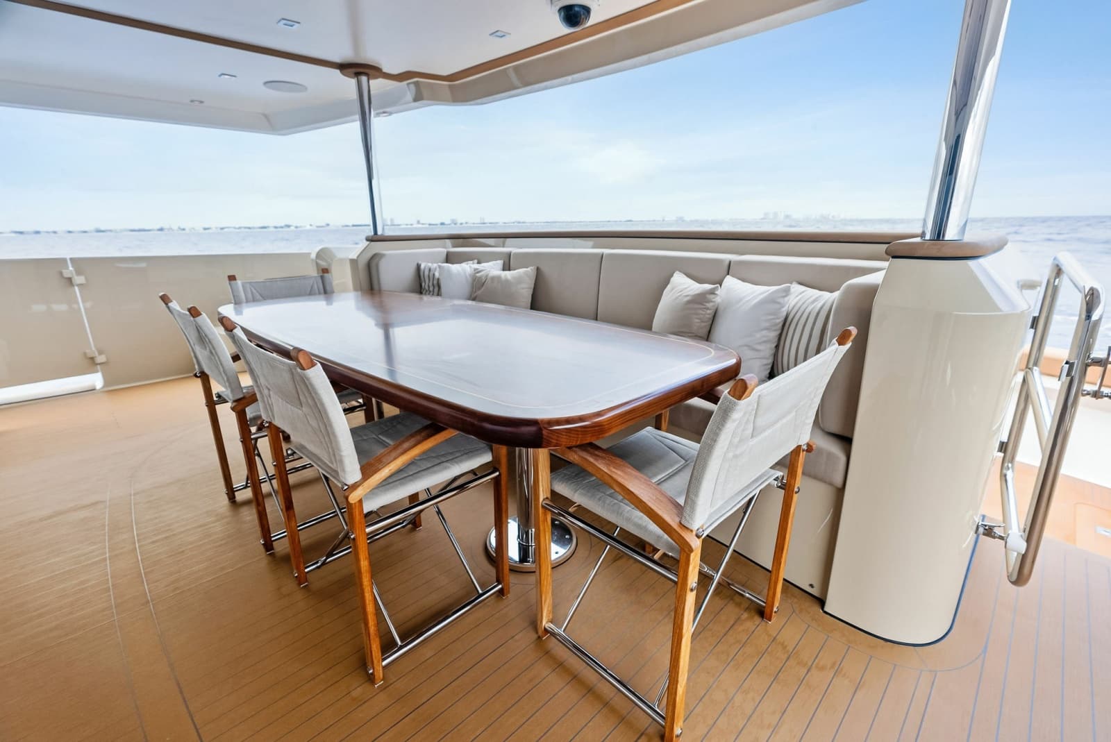 2017 Burger Explorer Cockpit Motor Yacht - Photo 13