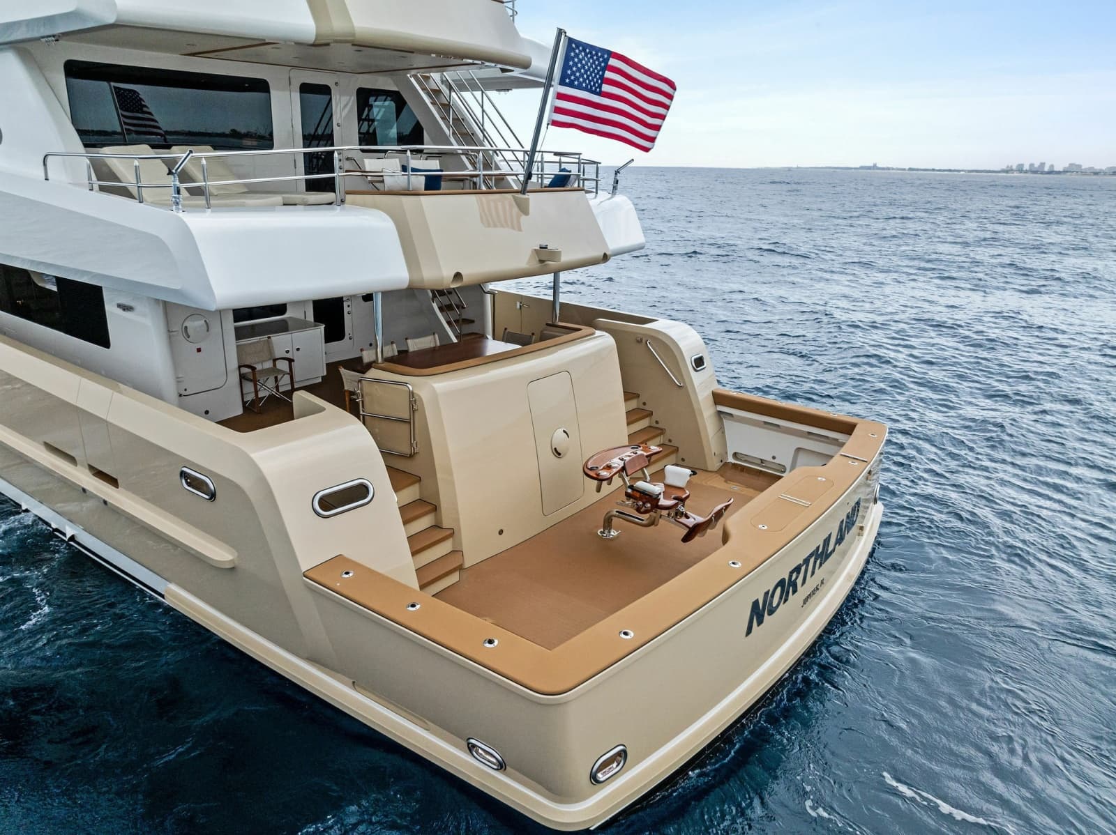 2017 Burger Explorer Cockpit Motor Yacht - Photo 6