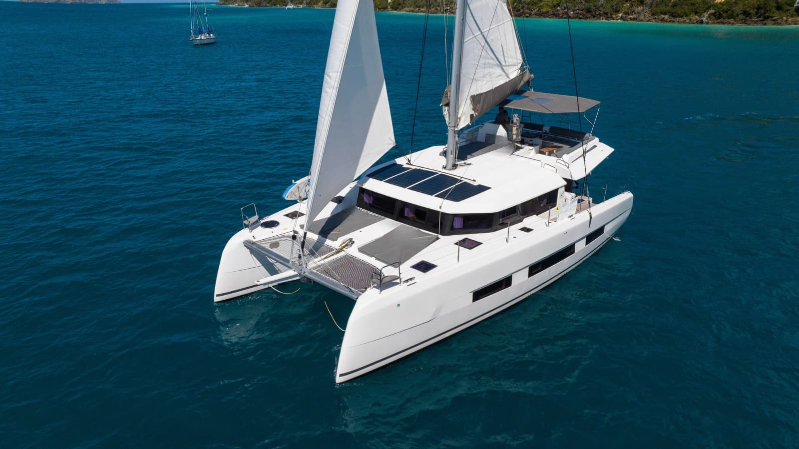 2021 Dufour 48 - Photo 2