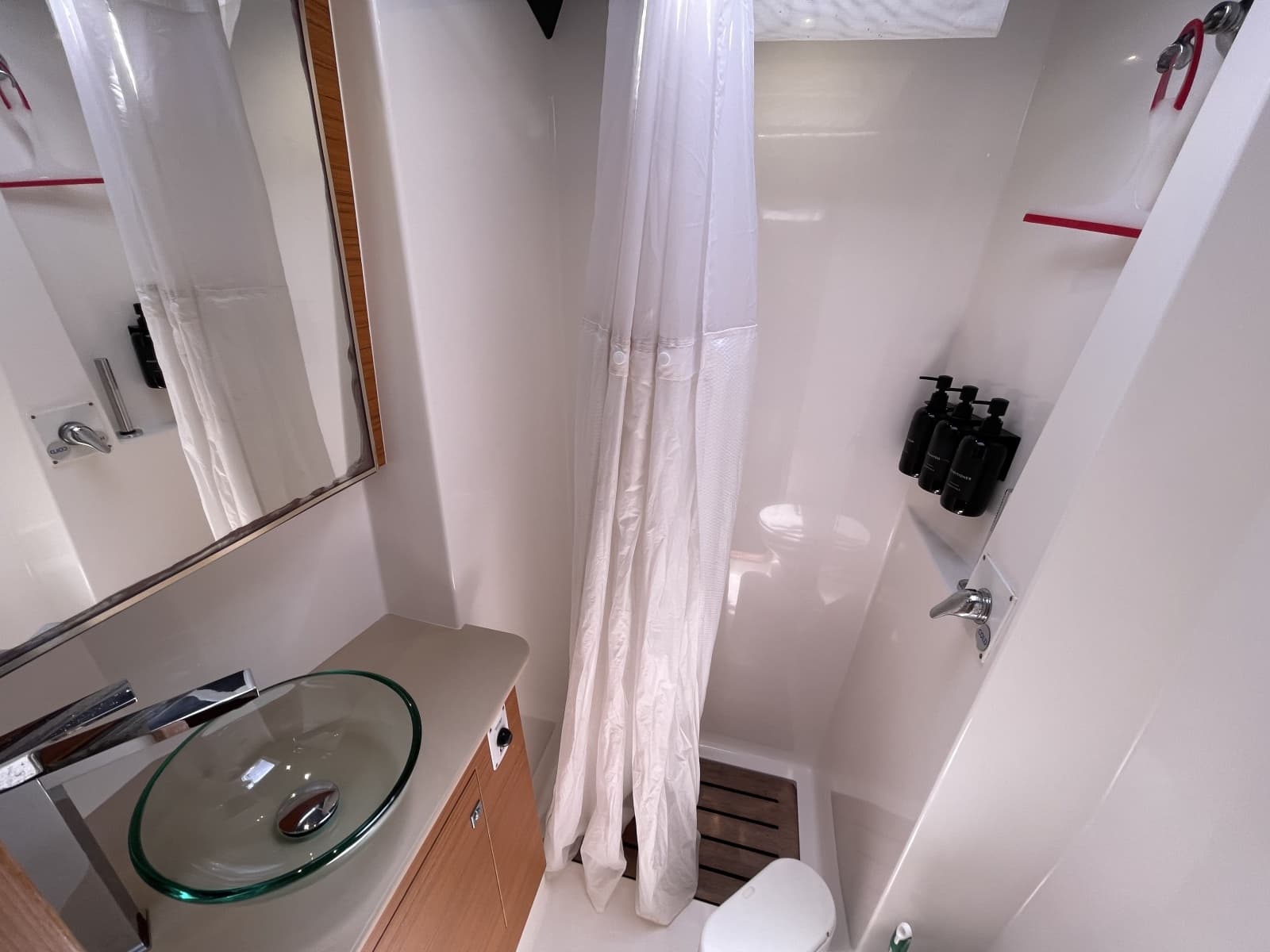 2021 Dufour 48 - Photo 48