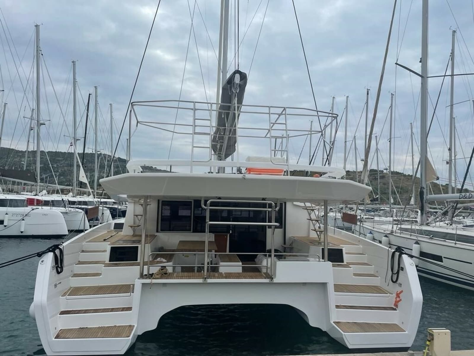 2021 Dufour 48 - Photo 12
