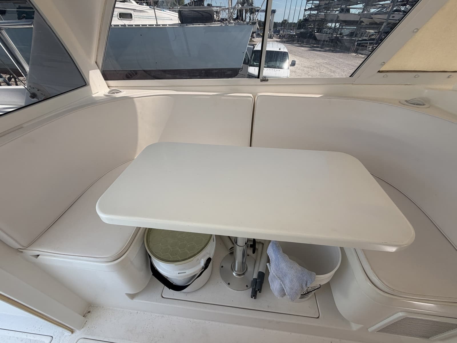 1977 Bertram 31 Flybridge - Photo 30