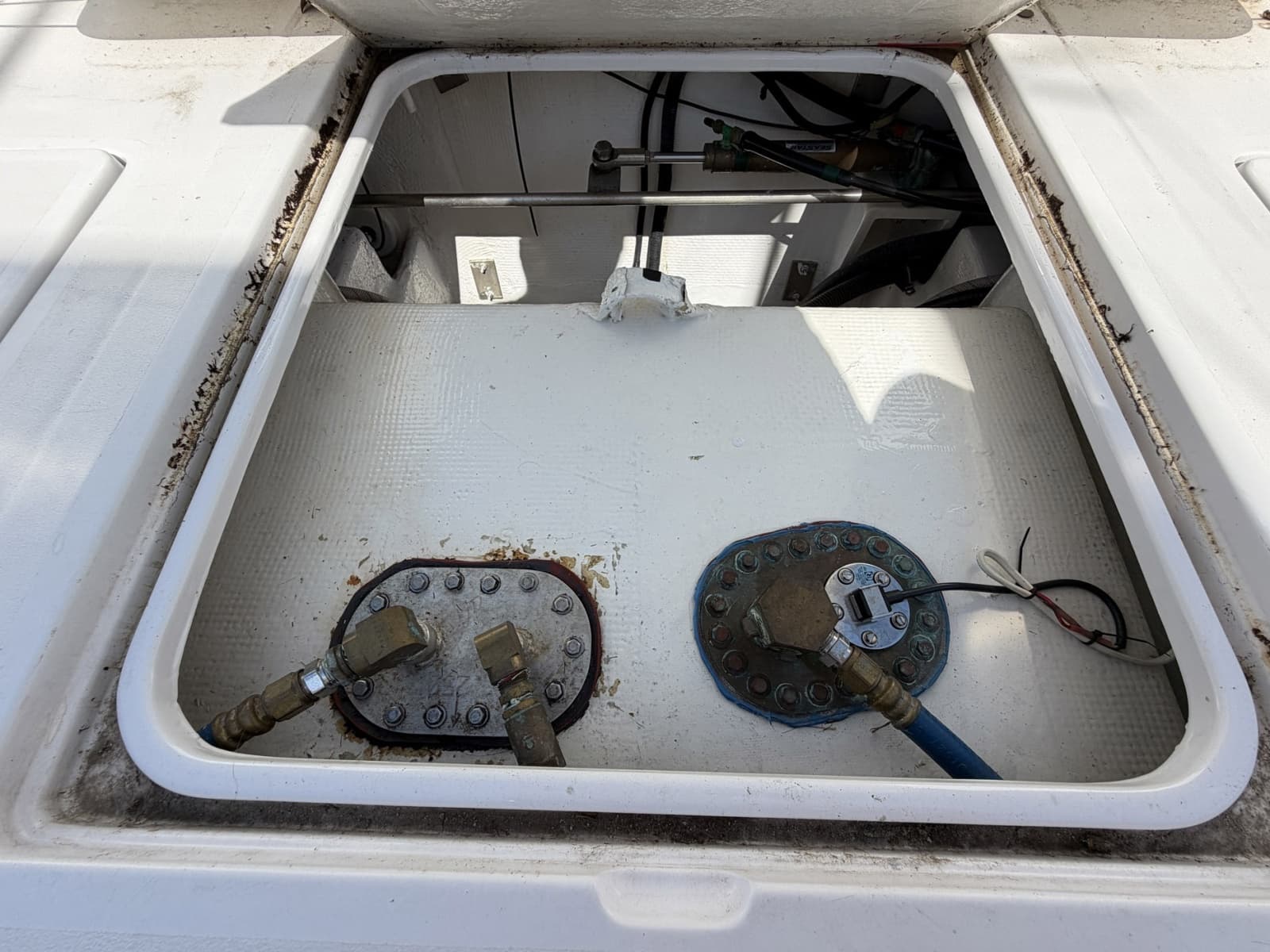 1977 Bertram 31 Flybridge - Photo 41