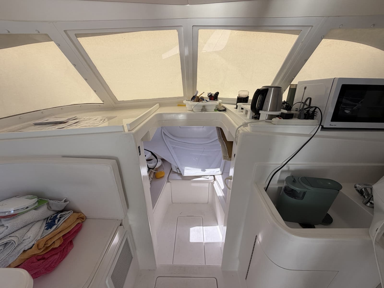 1977 Bertram 31 Flybridge - Photo 26
