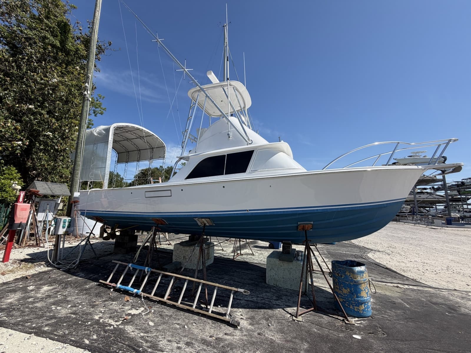 1977 Bertram 31 Flybridge - Photo 1