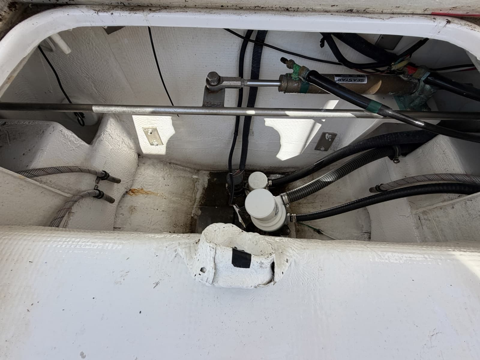 1977 Bertram 31 Flybridge - Photo 44