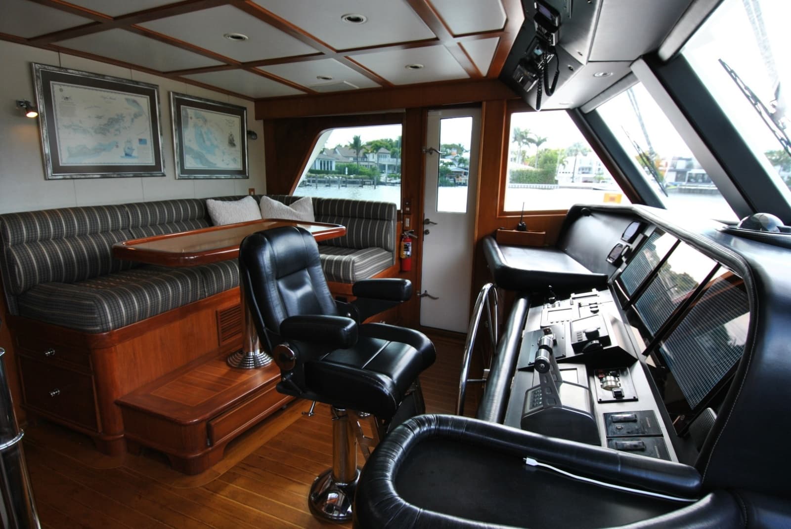 2002 Grand Alaskan Raised Pilothouse - Photo 23