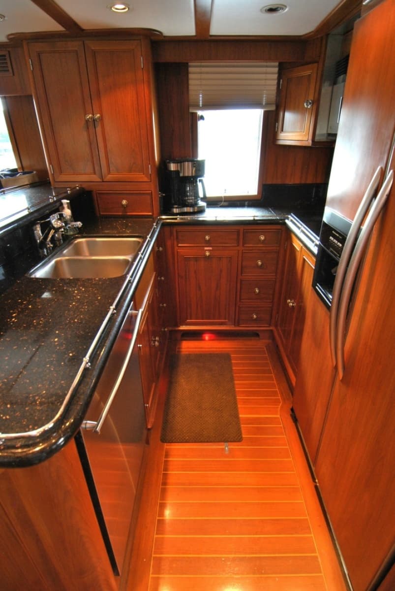 2002 Grand Alaskan Raised Pilothouse - Photo 15