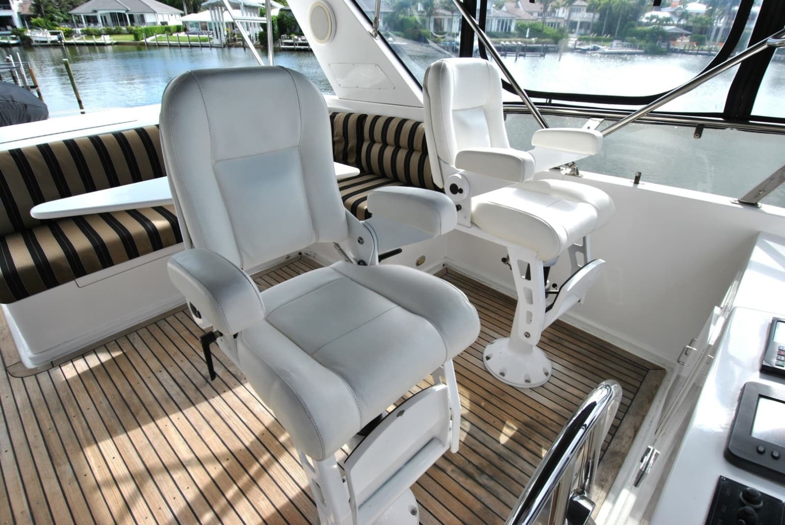 2002 Grand Alaskan Raised Pilothouse - Photo 43