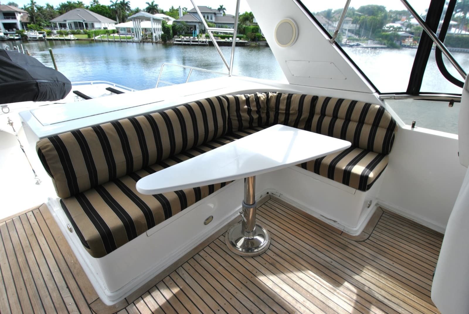 2002 Grand Alaskan Raised Pilothouse - Photo 45